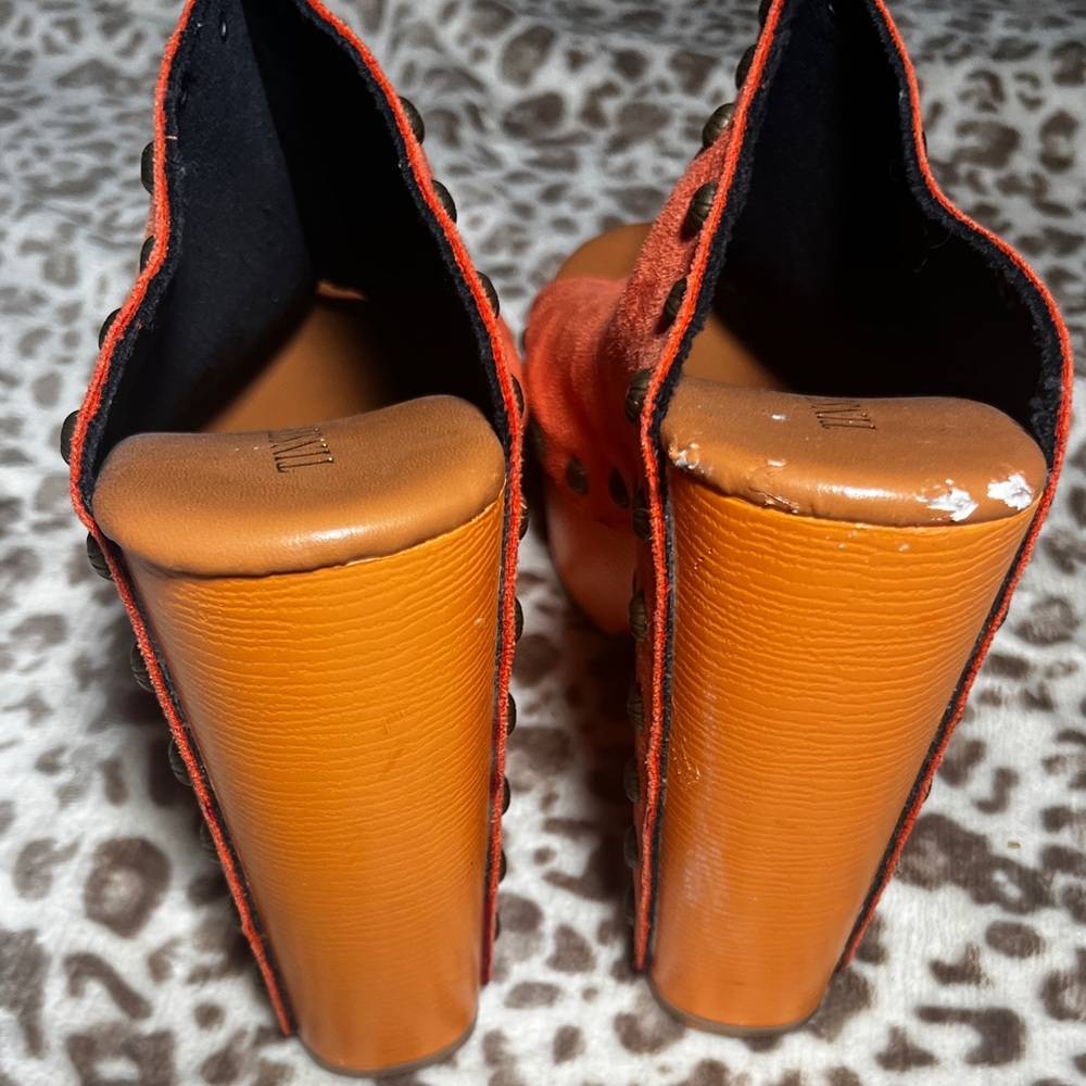 Tinseltown Women's Bold Orange Sandals - Picture 5 of 7